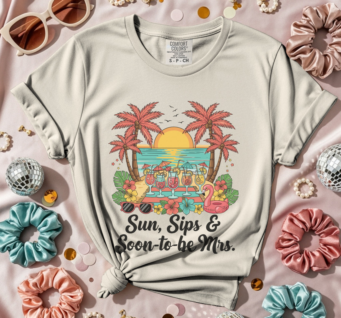 Sun Sips Soon-to-be Mrs T-Shirt W