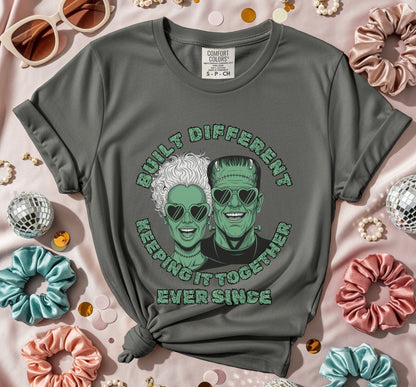 Halloween Couples Q T-shirt