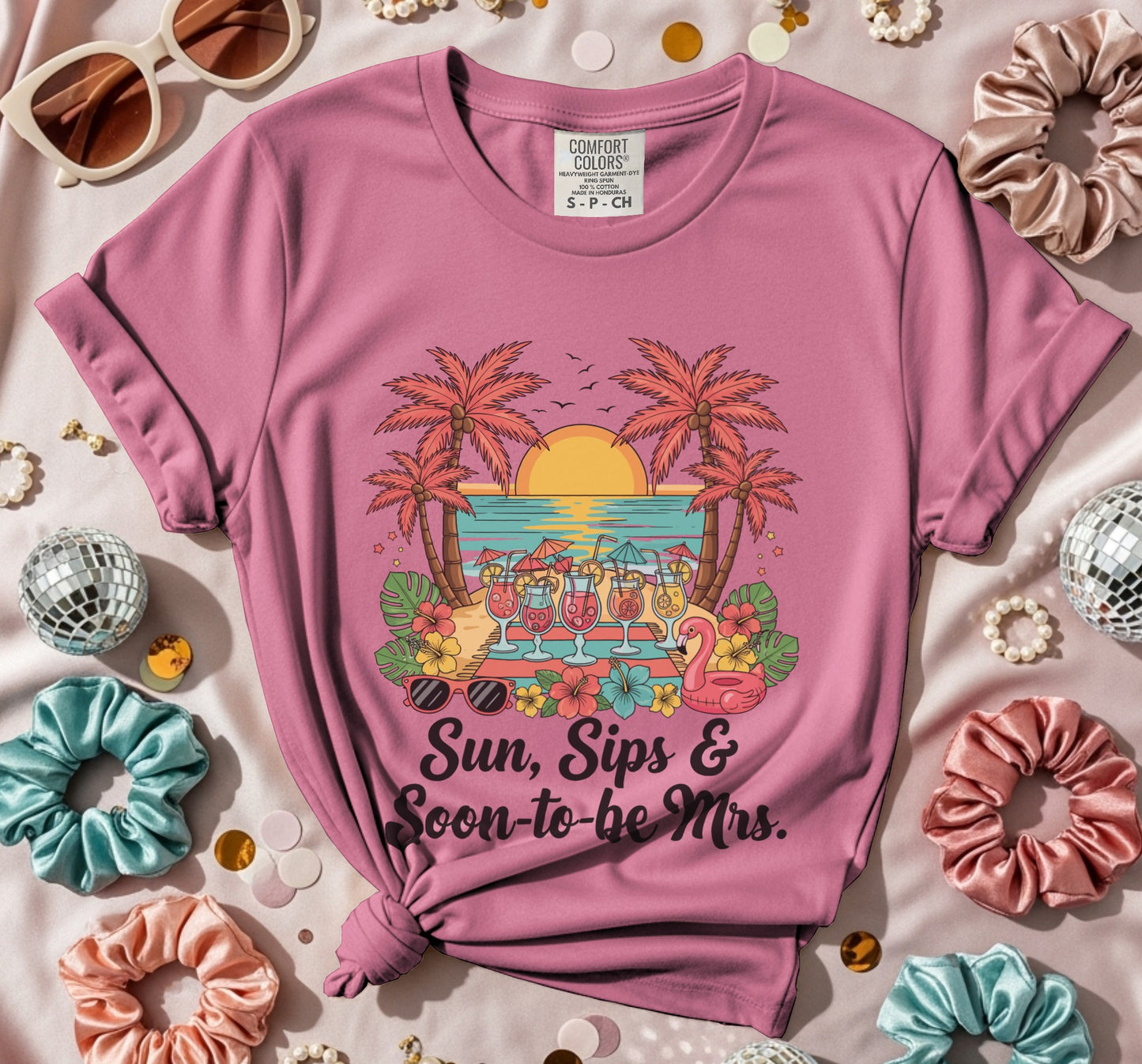 Sun Sips Soon-to-be Mrs T-Shirt W